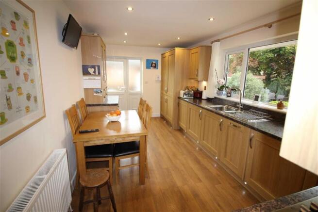 DINING KITCHEN