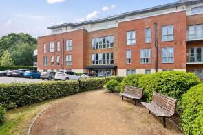 8, Redwood Place, Morewood Close, Sevenoaks TN13 2BE