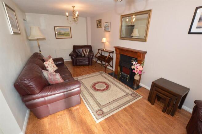 2 bed Cottage for sale Image 4