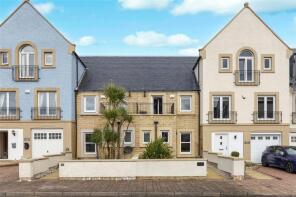 40, Harbourside, Greenock PA16 0BF