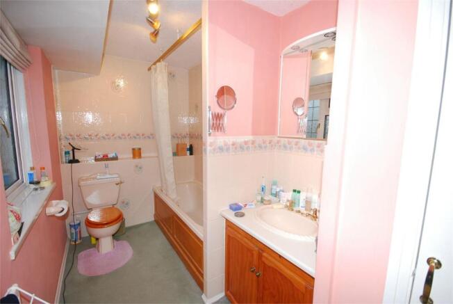 Photo 16