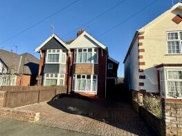 31, College Road, Newport PO30 1HB