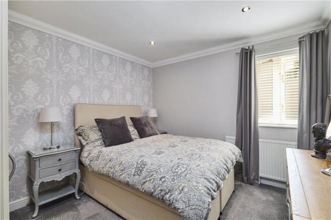 2 bed Apartment for sale Image 12