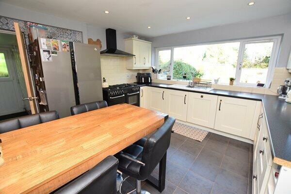 breakfast/kitchen