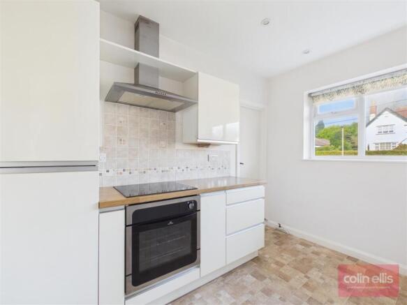 2 bed Flat for sale Image 8