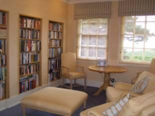 Bedroom/Library