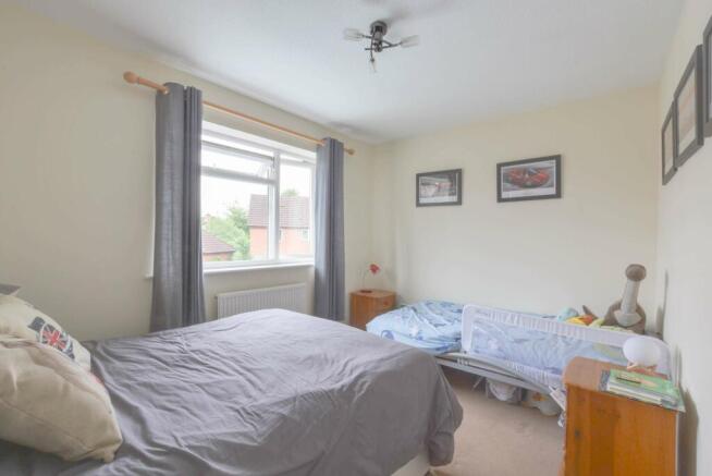 Bedroom 2 (Double)