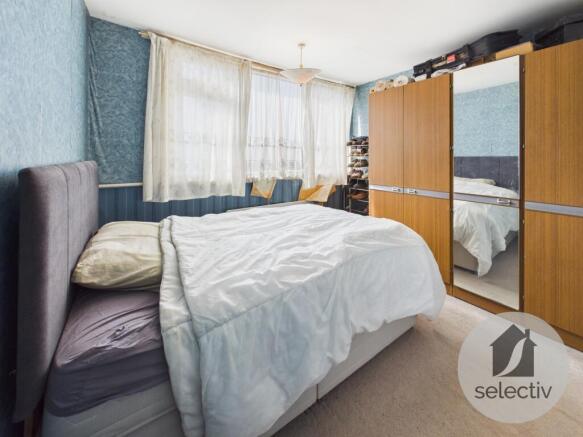 3 bed Semi-Detached for sale Image 6