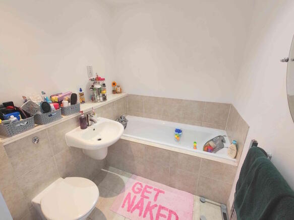 2 bed Apartment for sale Image 9