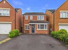 5, Lawefield Way, Wakefield WF2 8FD