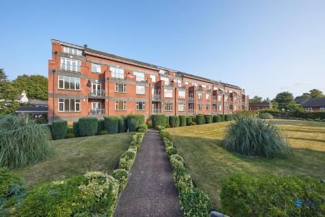Mossley Hill Drive, Aigburth, L17