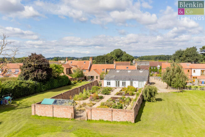 Walled Garden & The Garden House