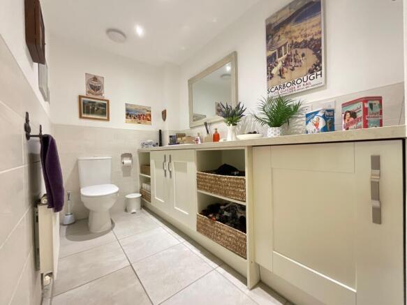 4 bed Detached for sale Image 8