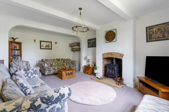 4 bed Detached for sale Image 6