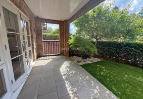 Flat 3, Collingham House, Hammers Lane, Mill Hill, London NW7 4AQ