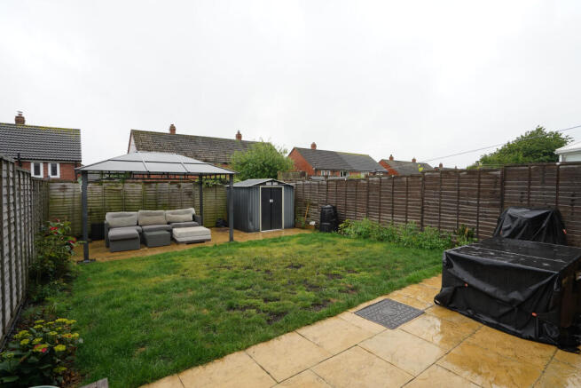 3 bed Semi-Detached for sale Image 8