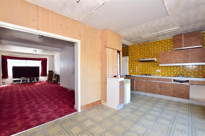 Kitchen/Breakfast Area