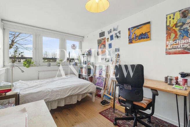4 Levison Way N19...