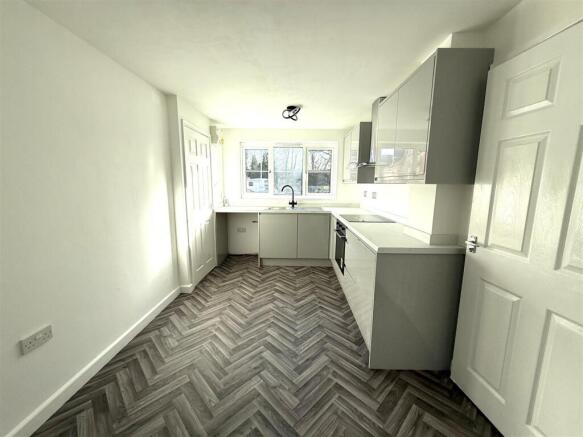 84 TALBOT KITCHEN 3.jpeg