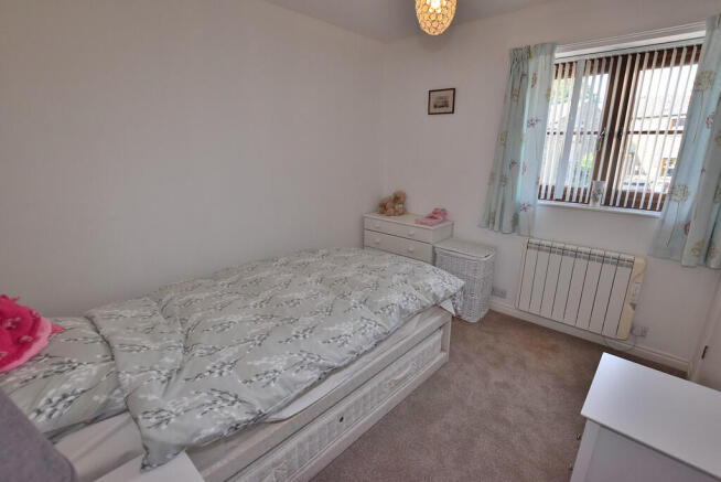 2 bed Link Detached House for sale Image 9