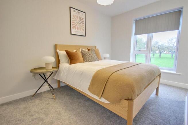 2 bed Apartment for sale Image 11