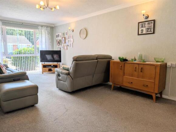 34 Tilbrook Drive, Shrewsbury, SY1 2TT photo 4