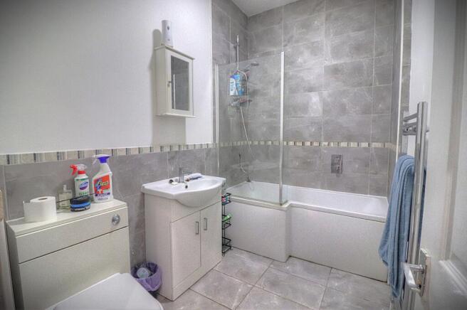 Photo 3