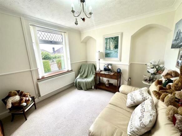 SITTING ROOM