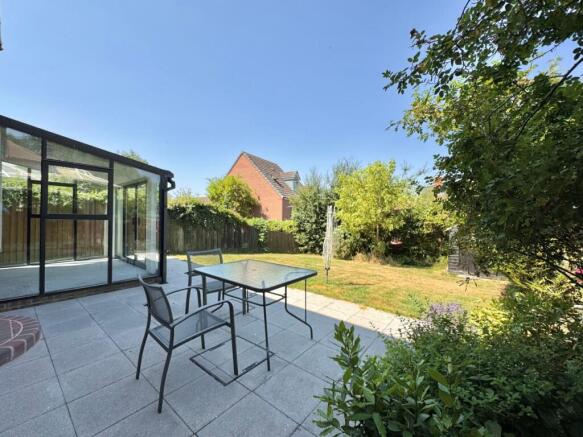 Dickens Drive, Melton Mowbray photo 4