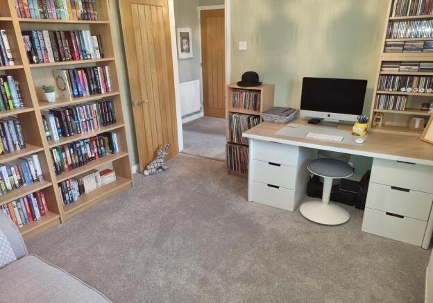 Photo 16