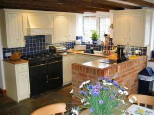 Kitchen/ dining room