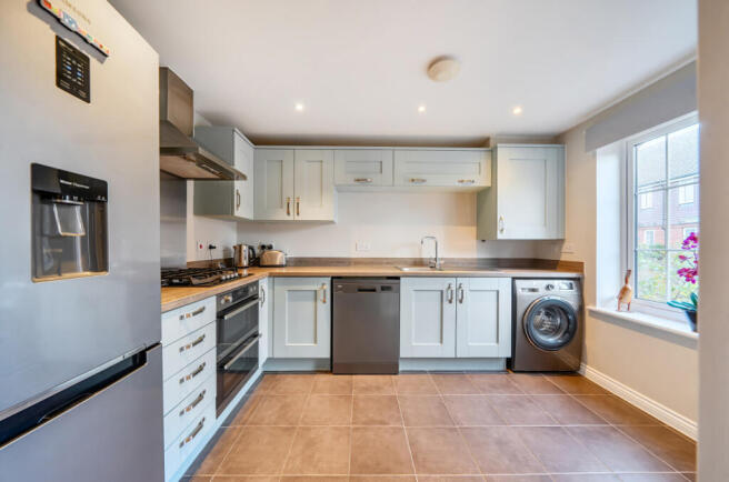 Calgary Gardens, Liphook, Hampshire, GU30 photo 2