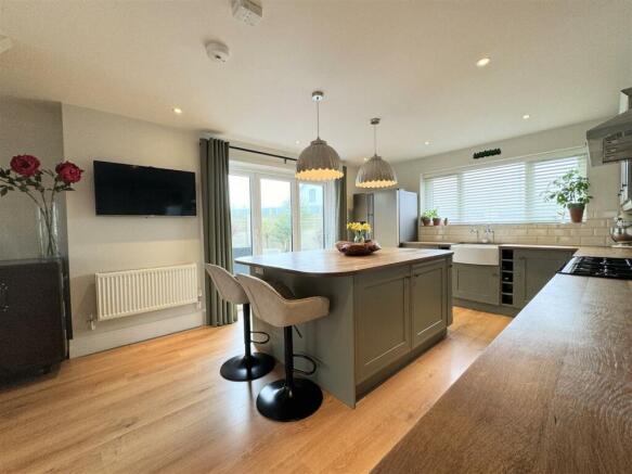 Kitchen Diner