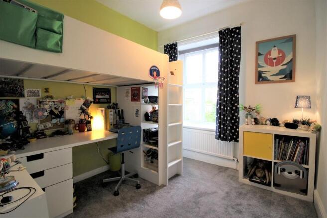 Photo 11