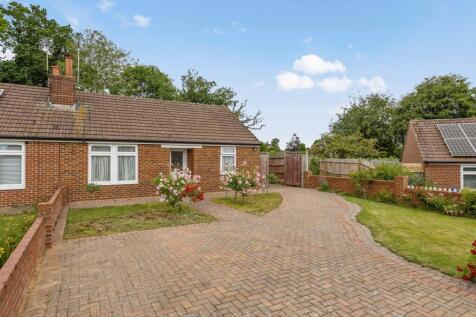 Lawn Close, Offley, SG5