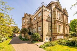 Flat 4, 6, Riverdale Road, Twickenham TW1 2BS