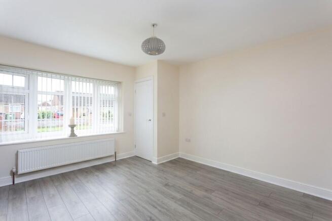 2 bed Semi-Detached Bungalow for sale Image 4