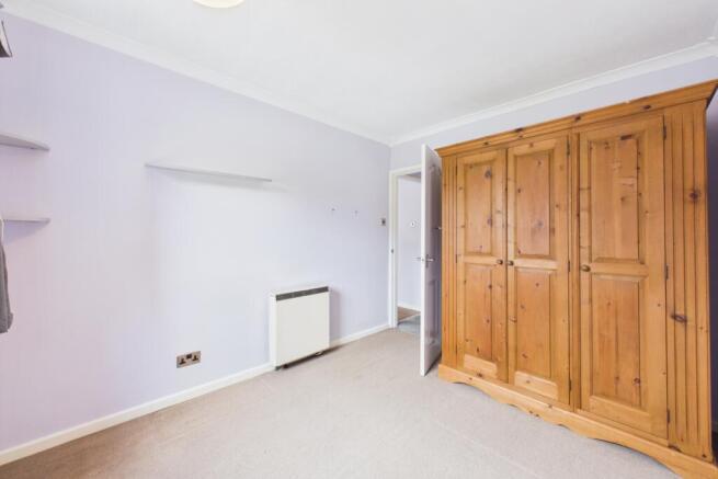 2 bed Flat to rent Image 11