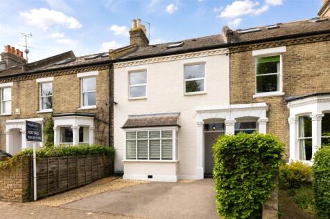 Lebanon Gardens, London, SW18