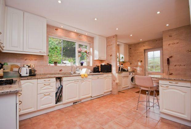 Kitchen/Breakfast Ro