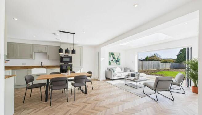 Kitchen / Living Area