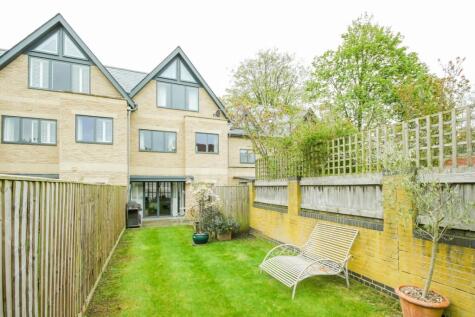 Hernes Crescent, Oxford