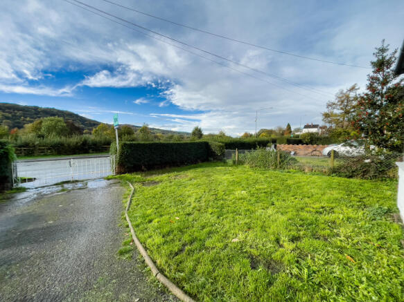 20221108_67 Hawarden Road_004_