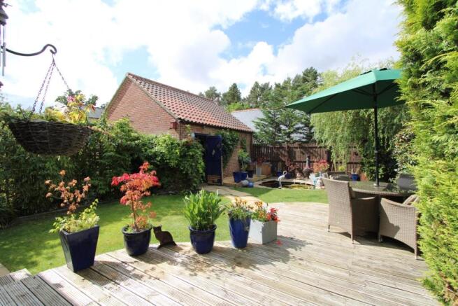 Garden1.JPG