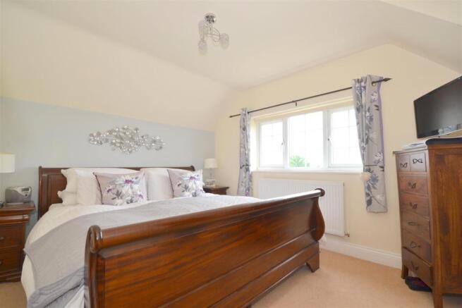 main bedroom 1.JPG