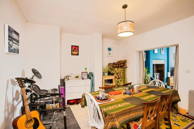 2 bed Terraced for sale Image 4