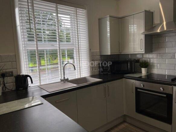otley-road-ls6-4ba-1059344