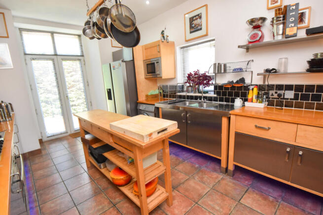 Roseneath Road, Urmston, M41 photo 4