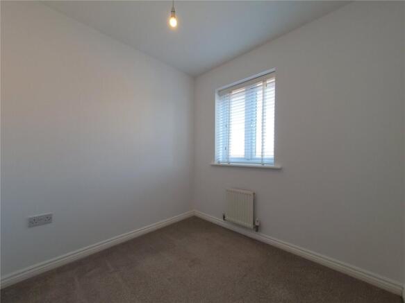 3 bed Semi-Detached to rent Image 10