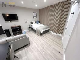 Flat 32, 91 Centaur House, Great George Street, Leeds LS1 3LA